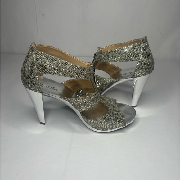 Michael Kors Berkley Silver Glitter Leather Zip Peep Toe T Strap Sandals Heels - Picture 9 of 12